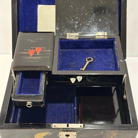 Vintage Japanese Black Enamel Musical Jewelry Box w/ Bronze Inlay – Beautiful - Picture 9 of 12